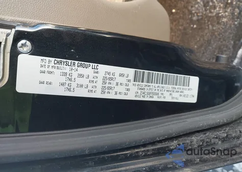 2015 Chrysler Town & Country Touring z USA, uszkodzony, nr VIN 2C4RC1BG8FR583608